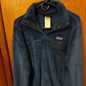 Patagonia retool pullover, size medium